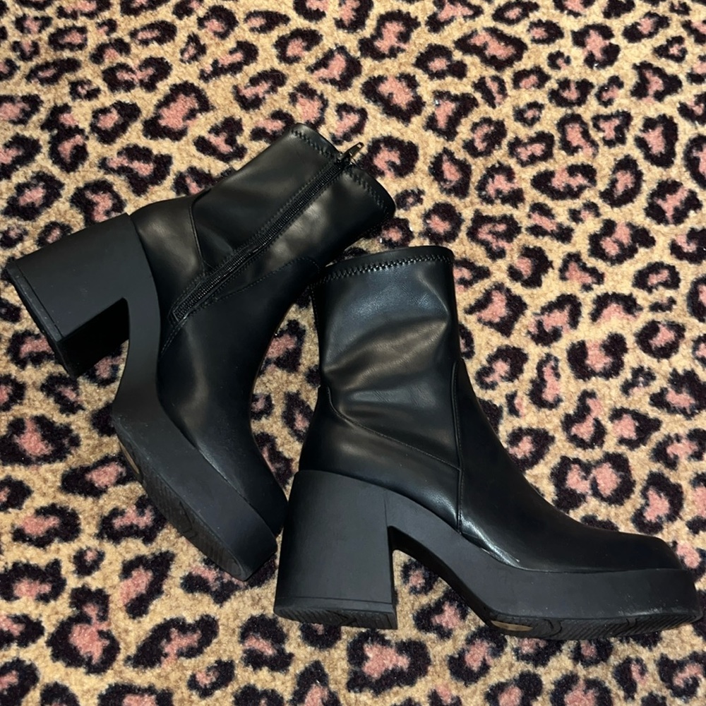Madden Girl boots